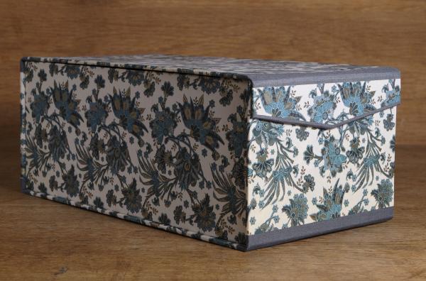 Colorful photo box from the manufactory of spelling Westphalia